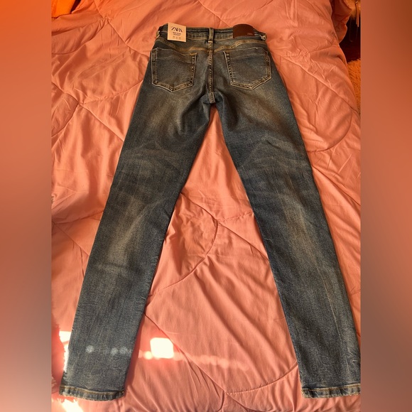 Zara jeans - Picture 4 of 4